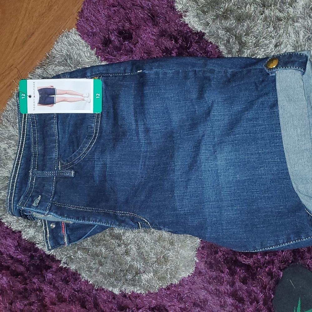 tommy hilfiger shorts .